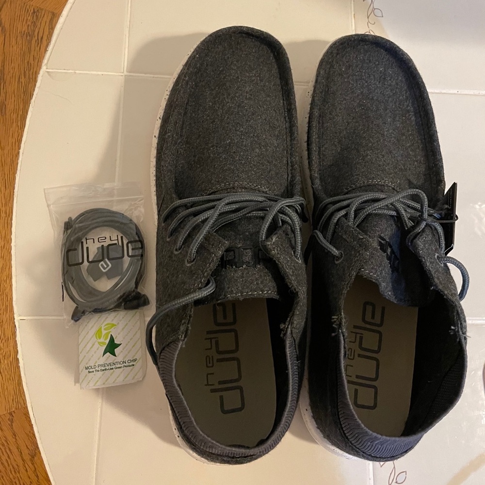 NWT HeyDude Men’s shoes size 15